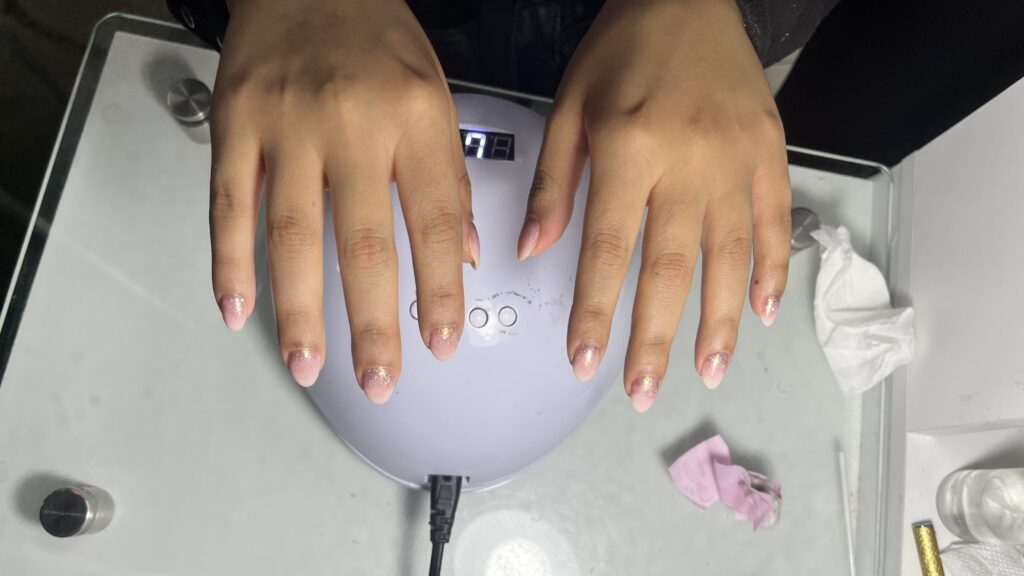 Guía Completa 2024 - 2025: Todo lo que Necesitas Saber sobre la Manicura en Gel 4 Guía Completa 2024 - 2025: Todo lo que Necesitas Saber sobre la Manicura en Gel